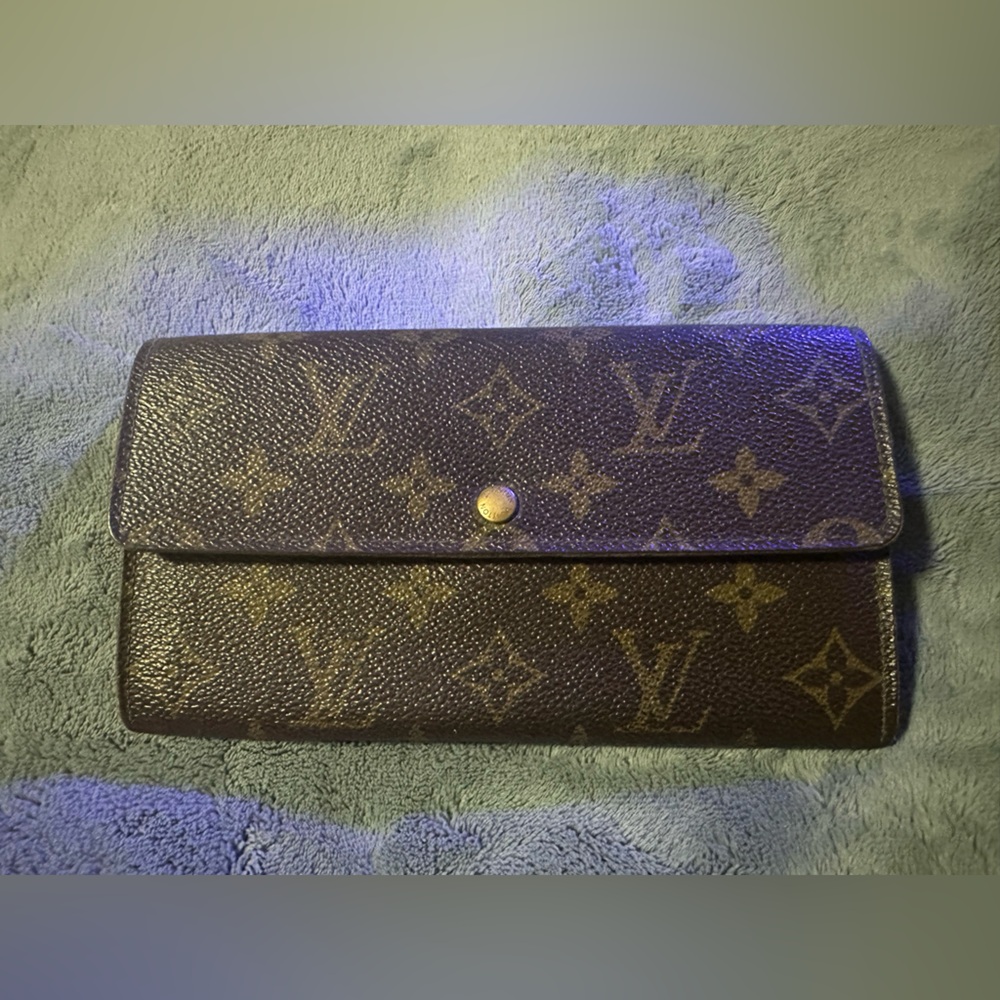 AUTHENTIC Louis Vuitton Brown Monogram Long Wallet
